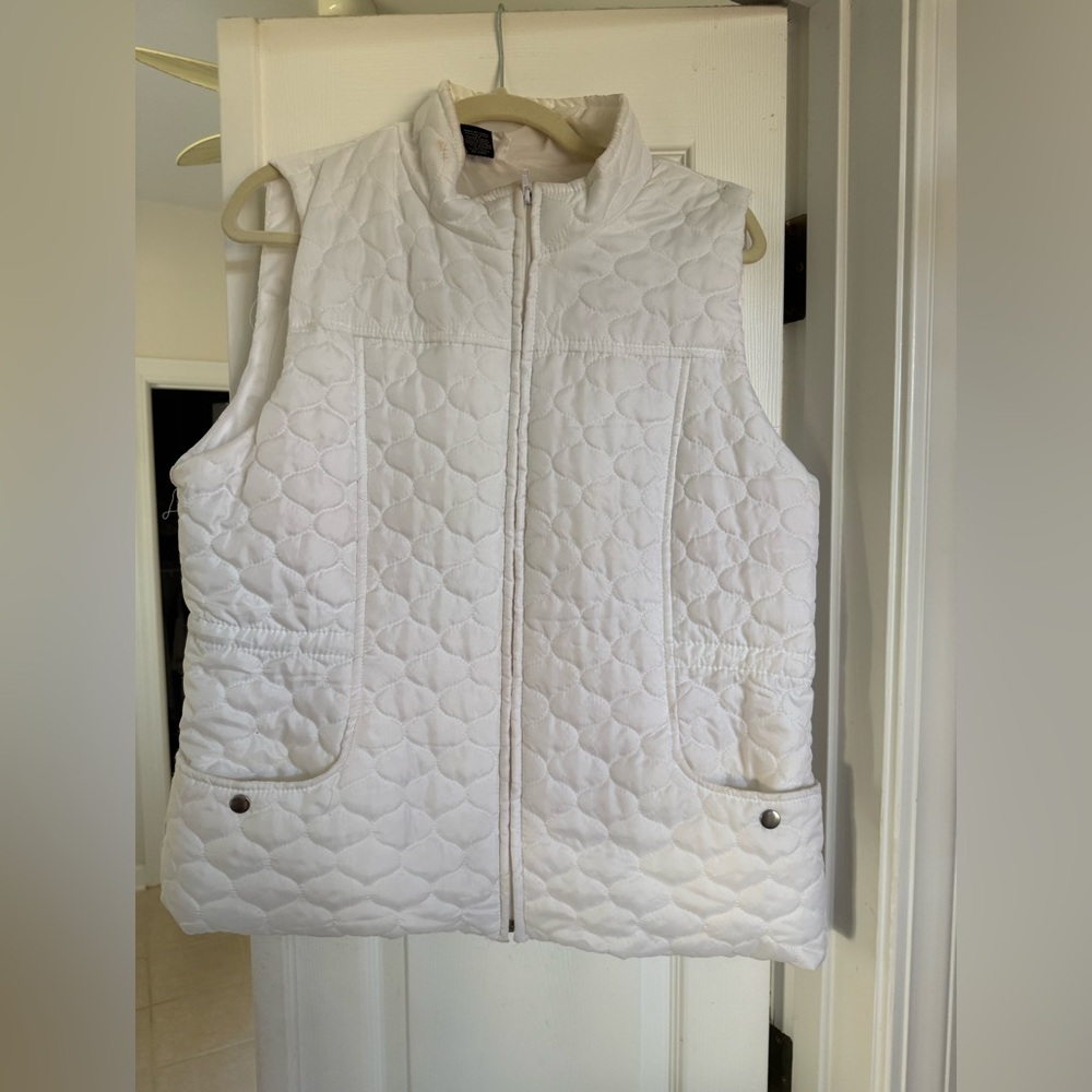 New Directions Ivory Quilted Women's Vest
